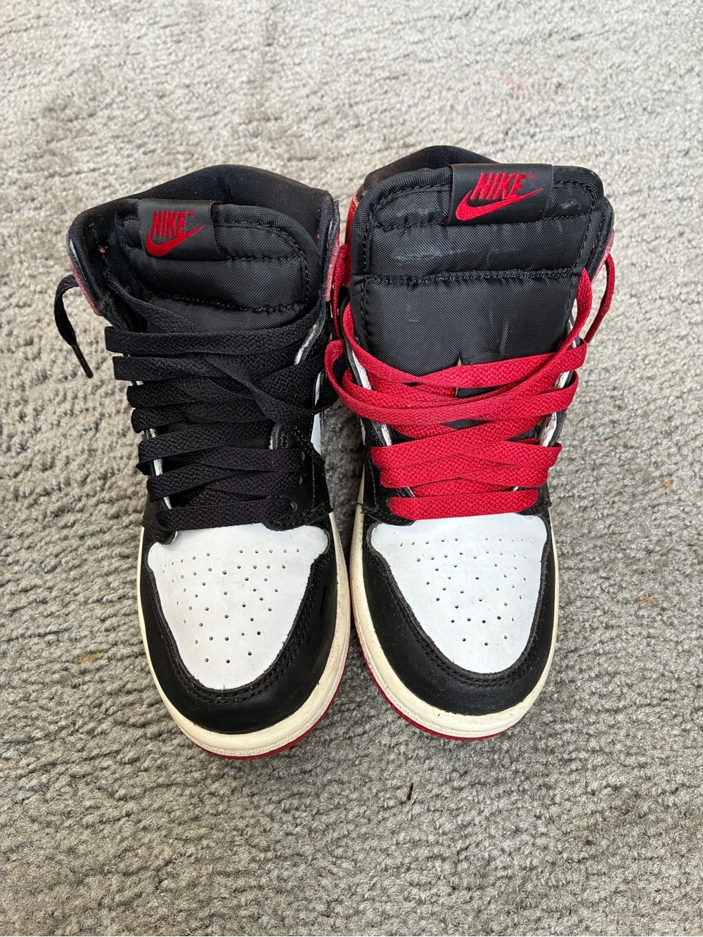 Nike Kids Two-Tone High-Top Sneakers in Black, White & Red Size 1Y